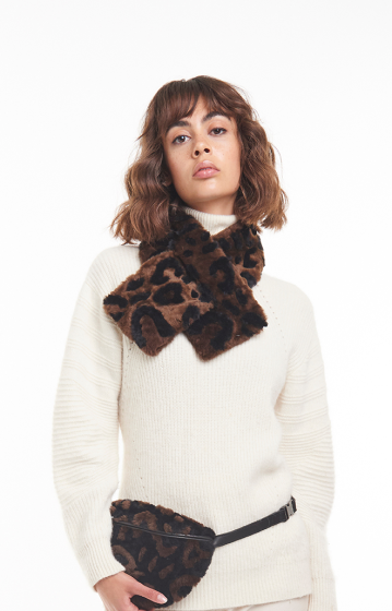 FURTASTIC SCARF LEO 